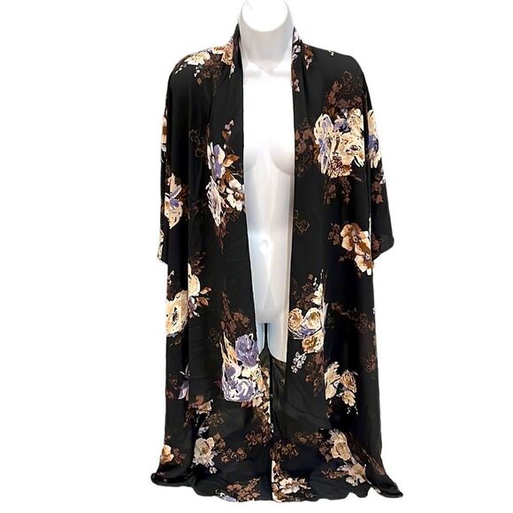Everly- Chiffon Kimono Black Floral Print, Short Sleeve, High/ Low Shaw Collar, - Picture 3 of 16